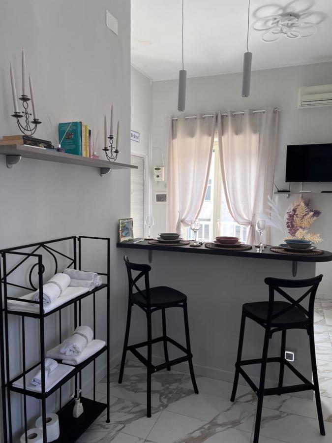 شقة La Casa Di Ale 69 نابولي المظهر الخارجي الصورة